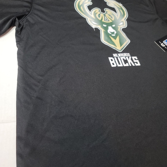 Milwaukee Bucks Giannis Antetokounmpo NBA T-Shirt Size Men's XL NWT. - Picture 5 of 7